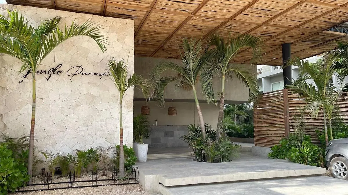 Peaceful Immersion In The Jungle Near The Beach تولوم